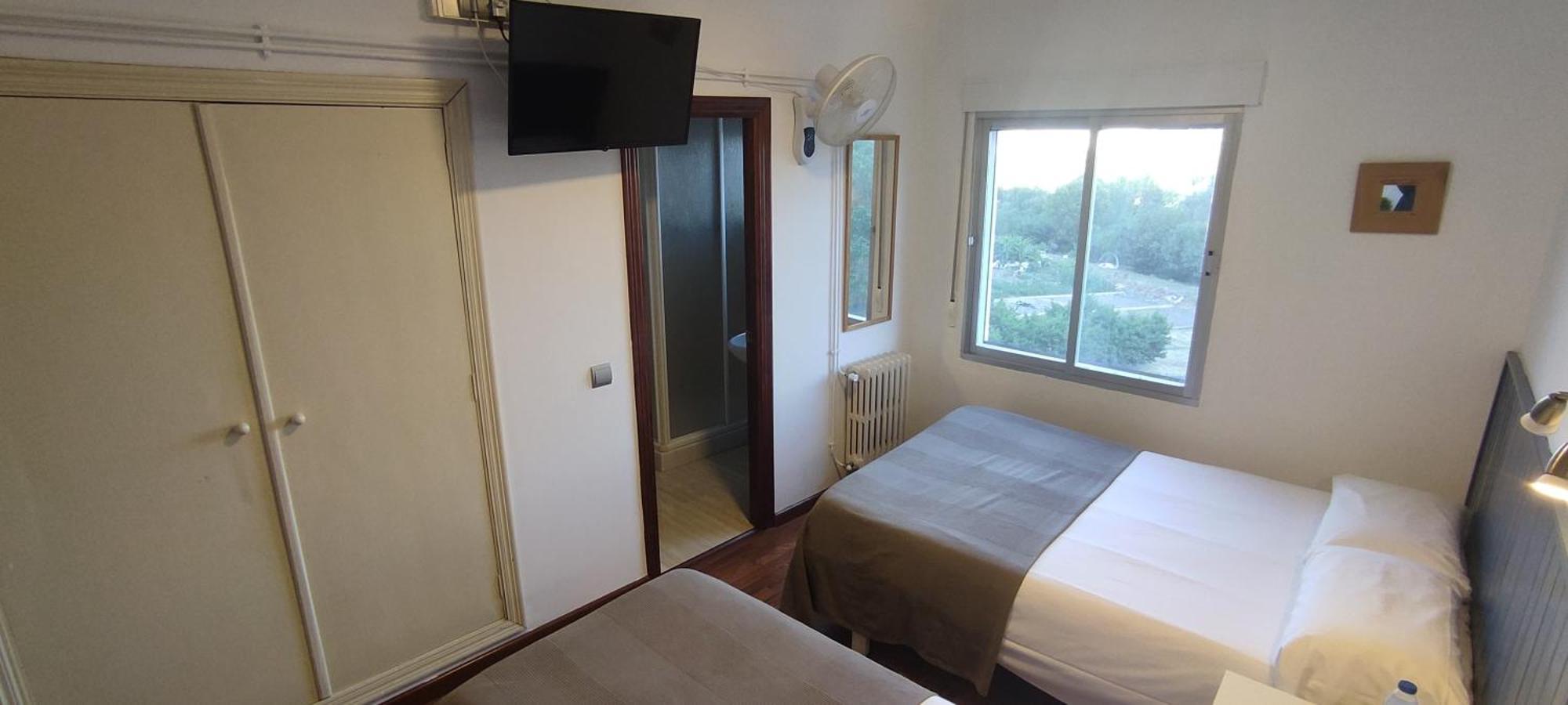 Hostal Cruce Вільяфранка-дель-Б'єрсо Екстер'єр фото