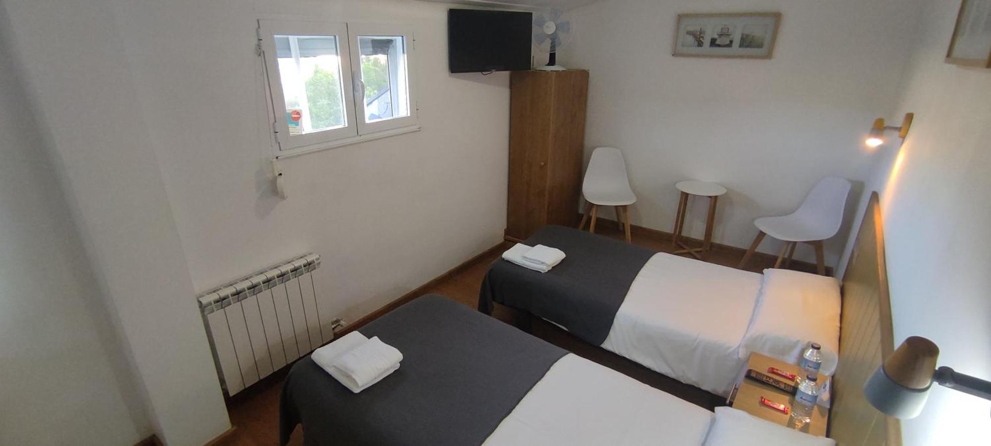 Hostal Cruce Вільяфранка-дель-Б'єрсо Екстер'єр фото