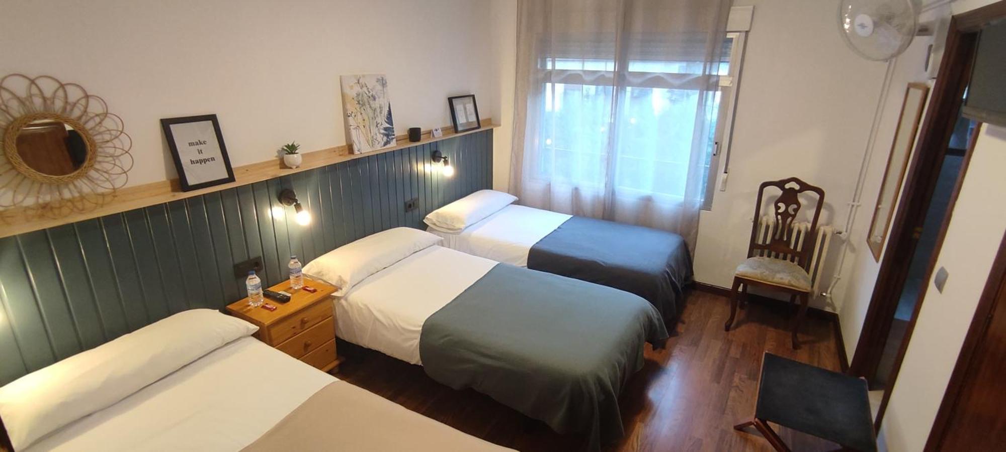 Hostal Cruce Вільяфранка-дель-Б'єрсо Екстер'єр фото