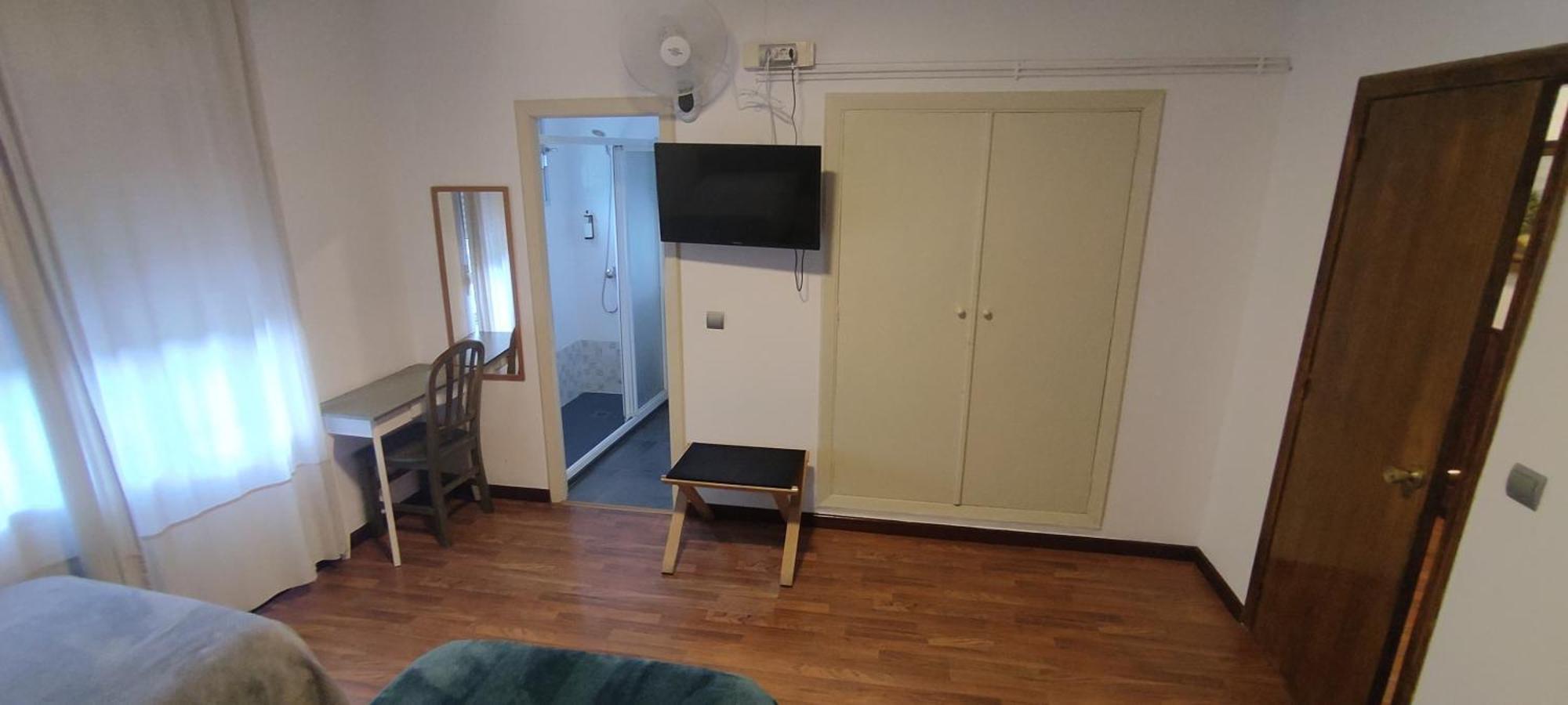 Hostal Cruce Вільяфранка-дель-Б'єрсо Екстер'єр фото